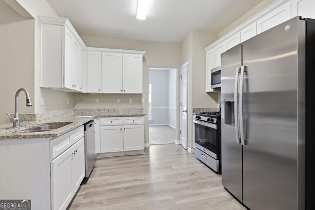 7144 Stonebrook Circle, Lithonia, GA 30058