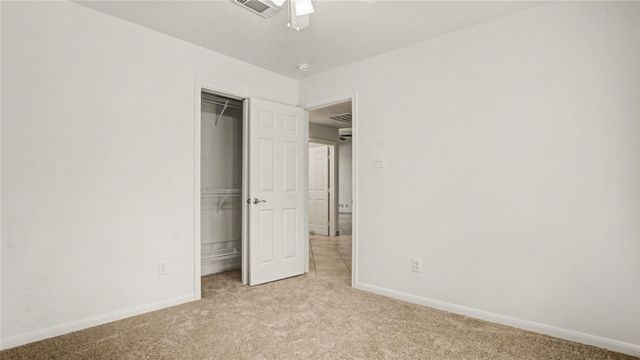 718 Fairfield Avenue, La Porte, TX 77571