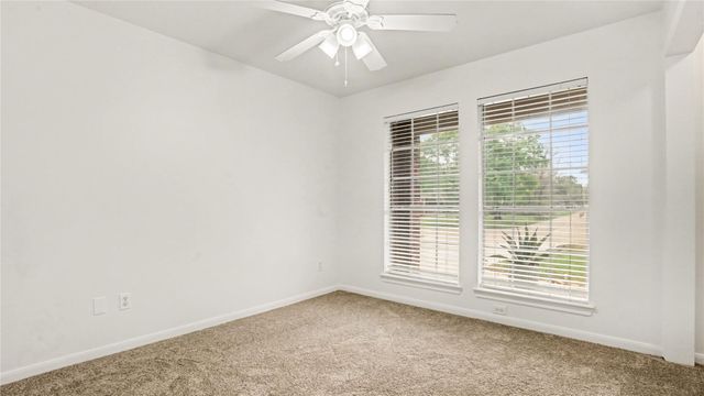718 Fairfield Avenue, La Porte, TX 77571
