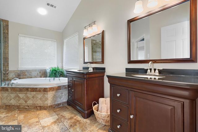 43320 MIDDLECOFF, Chantilly, VA 20152