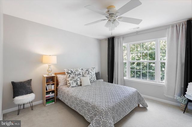 43320 MIDDLECOFF, Chantilly, VA 20152