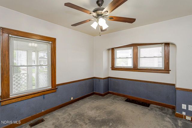 4314 Commonwealth Avenue, Toledo, OH 43612