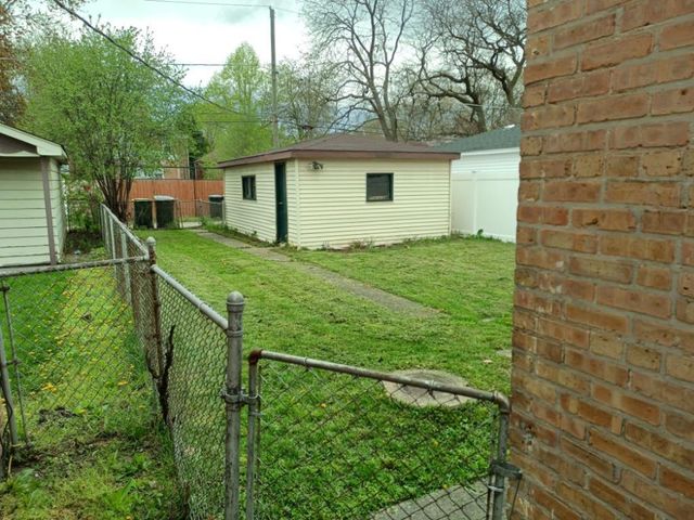 14520 S Edbrooke Avenue, Riverdale, IL 60827