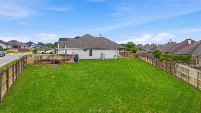 3520 Fairhope Way, Bryan, TX 77808
