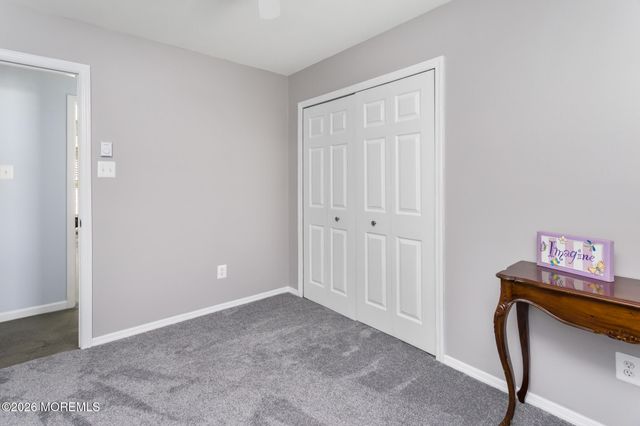 11 Shevchenko Avenue, Cream Ridge, NJ 08514