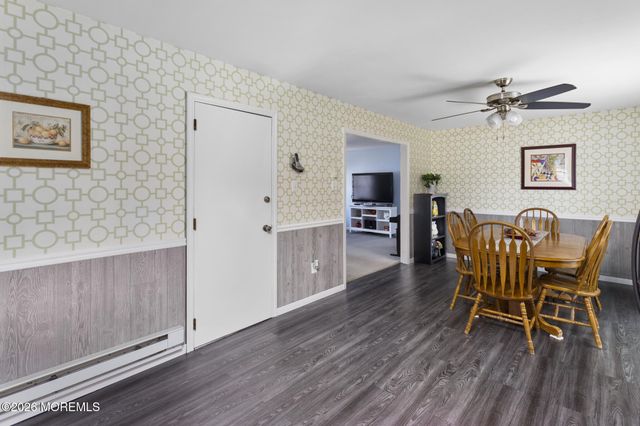 11 Shevchenko Avenue, Cream Ridge, NJ 08514