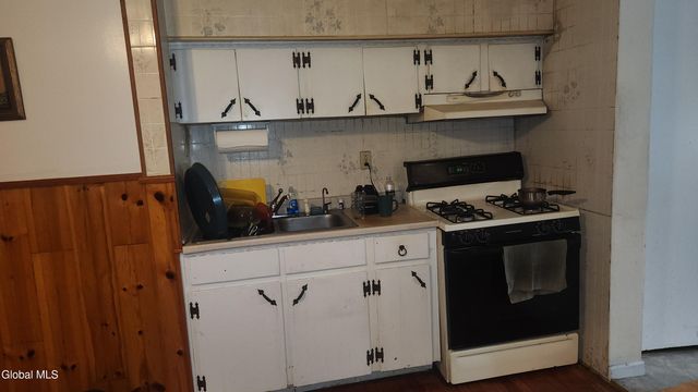 308 Delaware Avenue, Albany, NY 12209