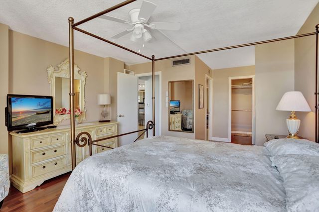 4 Royal Palm Way 6020, Boca Raton, FL 33432