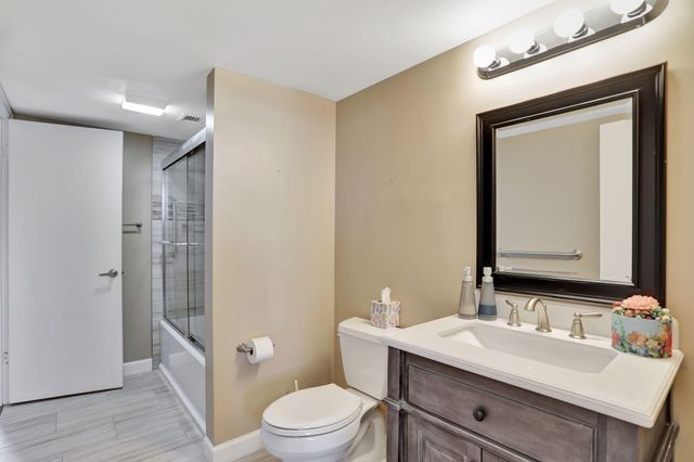 4 Royal Palm Way 6020, Boca Raton, FL 33432