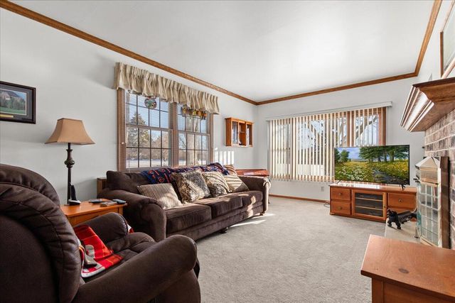 N48W26400 Bayberry COURT, Pewaukee, WI 53072