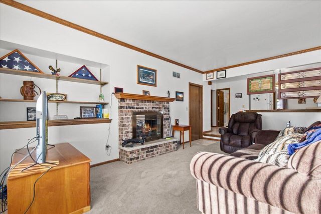 N48W26400 Bayberry COURT, Pewaukee, WI 53072