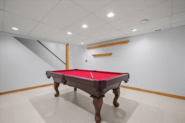 N48W26400 Bayberry COURT, Pewaukee, WI 53072