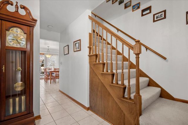 N48W26400 Bayberry COURT, Pewaukee, WI 53072