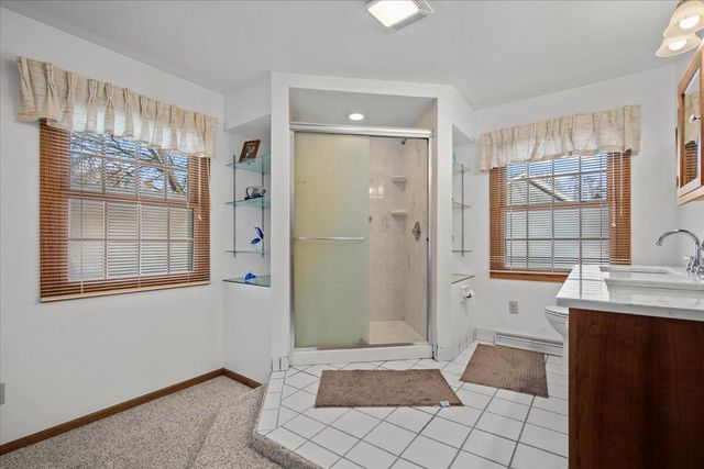 N48W26400 Bayberry COURT, Pewaukee, WI 53072