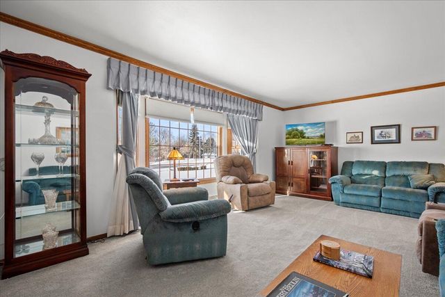 N48W26400 Bayberry COURT, Pewaukee, WI 53072