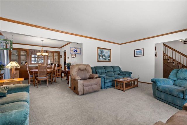 N48W26400 Bayberry COURT, Pewaukee, WI 53072