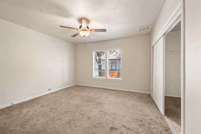 607 N Church Street, Pilot Point, TX 76258