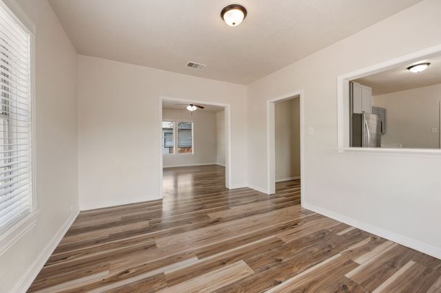 607 N Church Street, Pilot Point, TX 76258
