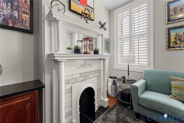 527 N 1st St, Richmond, VA 23219