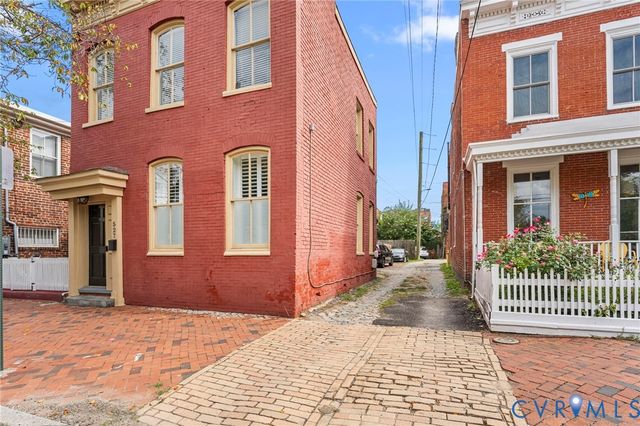 527 N 1st St, Richmond, VA 23219