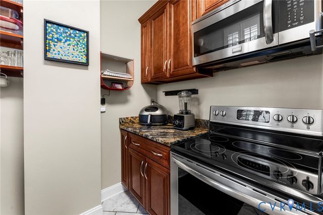 527 N 1st St, Richmond, VA 23219