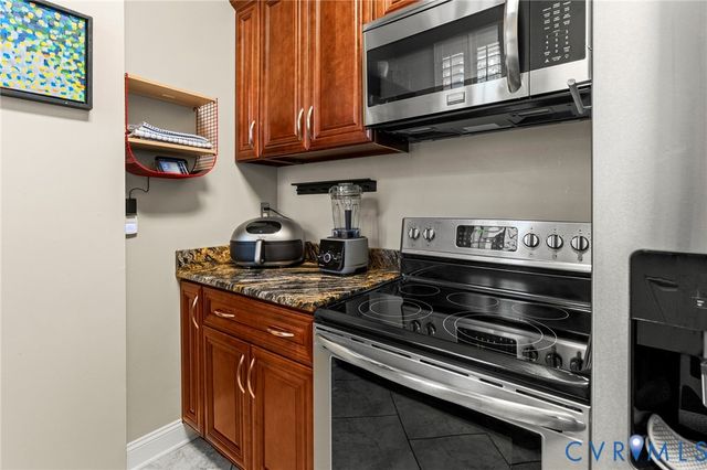 527 N 1st St, Richmond, VA 23219