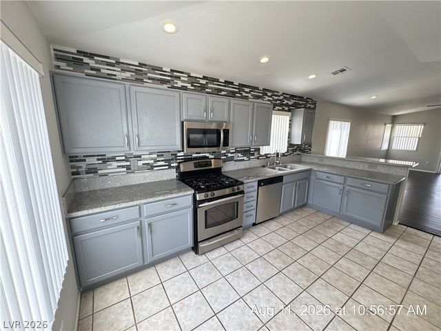 279 Deerleap Circle, Henderson, NV 89052