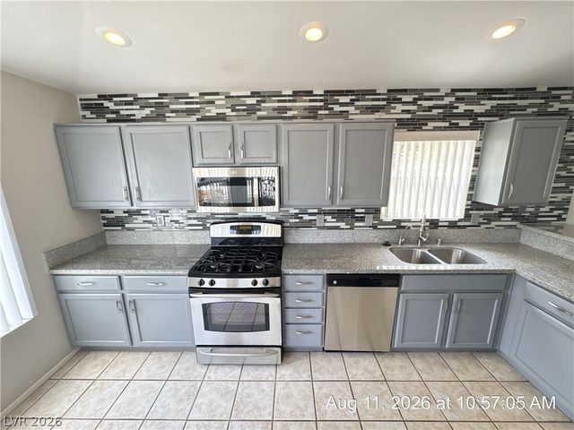279 Deerleap Circle, Henderson, NV 89052