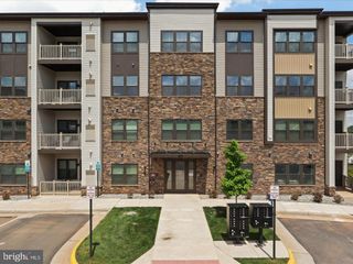 46320 MOUNT MILSTEAD TER #305, Sterling, VA 20164