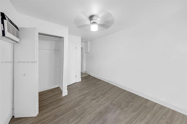 943 SW 9th Ave, Miami, FL 33130