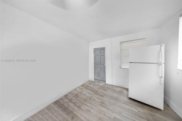 943 SW 9th Ave, Miami, FL 33130