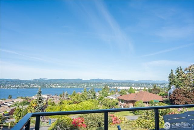 10861 Auburn Avenue S, Seattle, WA 98178