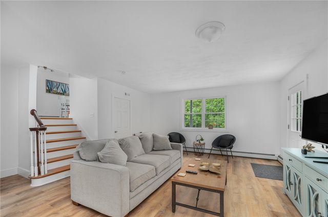 22 Hull Street, Jamestown, RI 02835