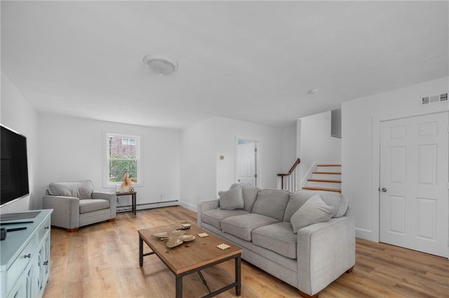 22 Hull Street, Jamestown, RI 02835