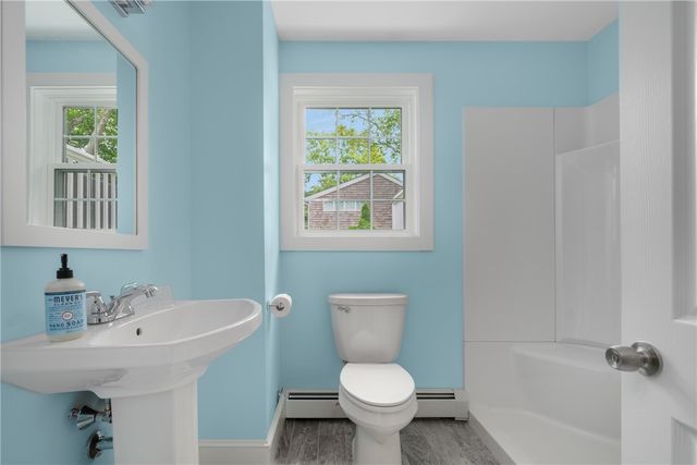22 Hull Street, Jamestown, RI 02835
