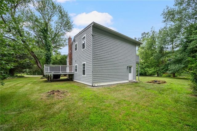 22 Hull Street, Jamestown, RI 02835