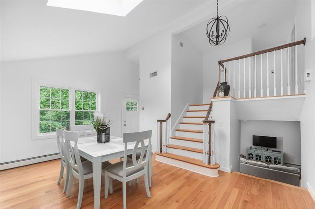 22 Hull Street, Jamestown, RI 02835