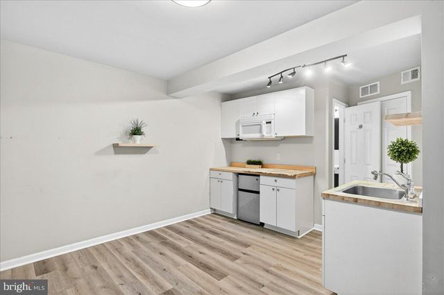 9518 MIRANDA CT, Fairfax, VA 22031