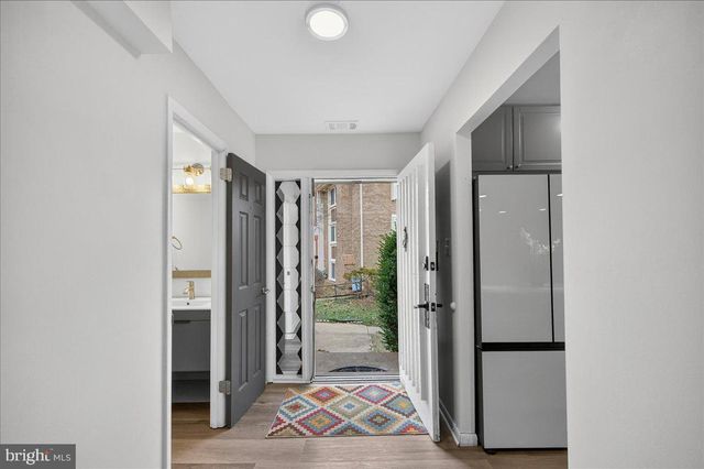 9518 MIRANDA CT, Fairfax, VA 22031