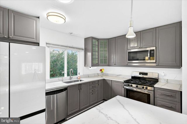 9518 MIRANDA CT, Fairfax, VA 22031