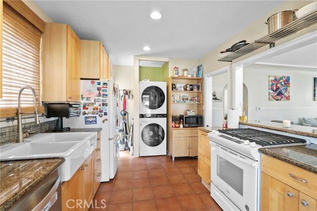 418 Miramar Drive, Redondo Beach, CA 90277