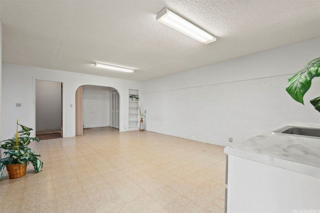 98-2026 Hapaki Street, Aiea, HI 96701