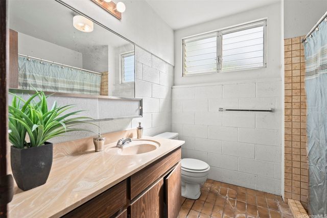 98-2026 Hapaki Street, Aiea, HI 96701