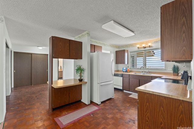 98-2026 Hapaki Street, Aiea, HI 96701