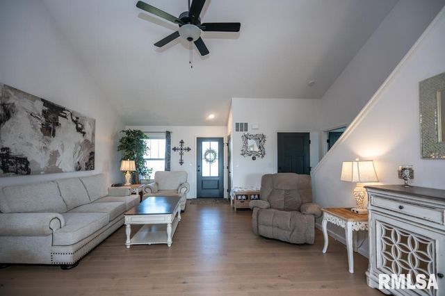 4010 W Fiona Way, Dunlap, IL 61525