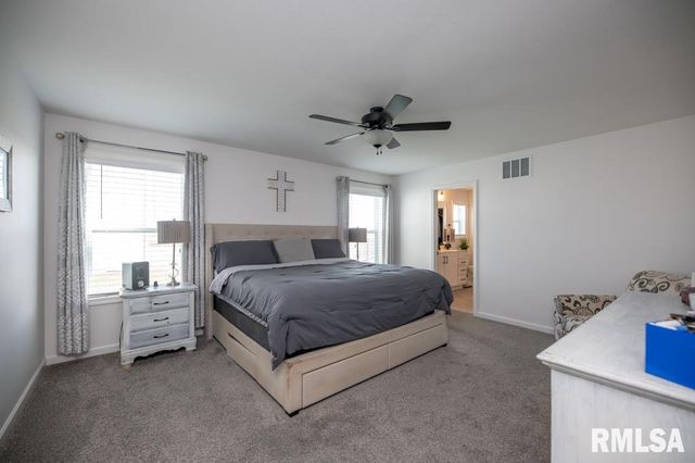 4010 W Fiona Way, Dunlap, IL 61525