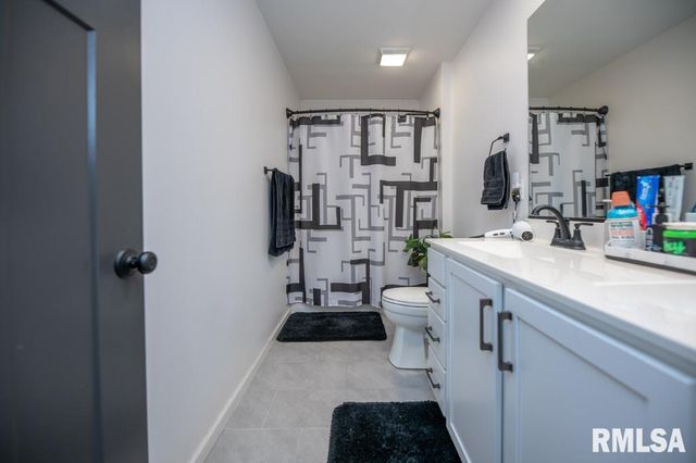 4010 W Fiona Way, Dunlap, IL 61525