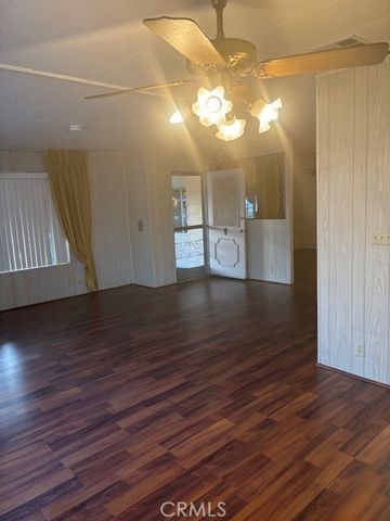 38676 Via Taffia, Murrieta, CA 92563