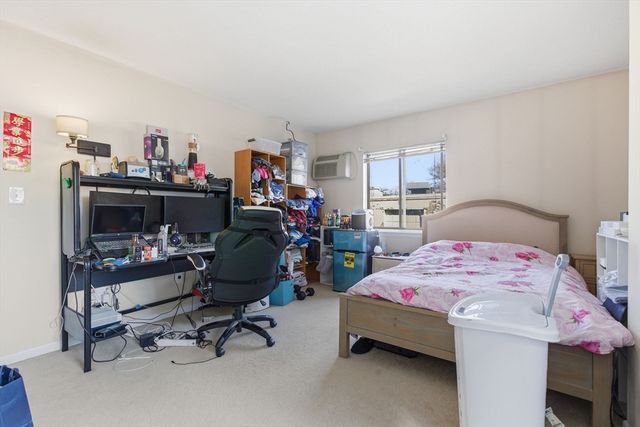 164 Galen St 15, Watertown, MA 02472