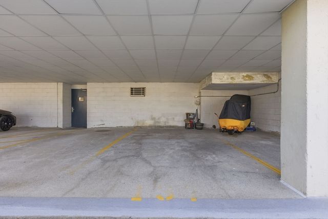 164 Galen St 15, Watertown, MA 02472